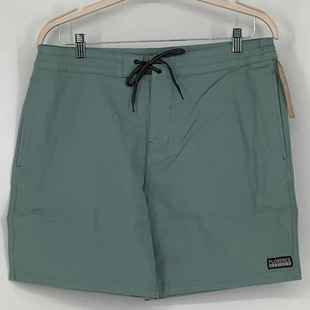 NEW! Florence Marine X Size 34 Traveler Short Sage Green Swim $65 msrp A20-1 - Picture 2 of 10